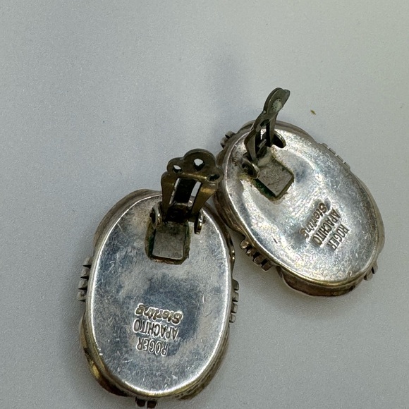 Navajo Roger Apachito sterling silver clip earrings w/ natural turquoise - Picture 9 of 16